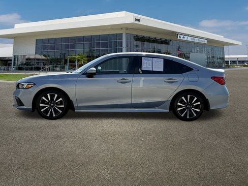 Used 2022 Honda Civic EX image 6