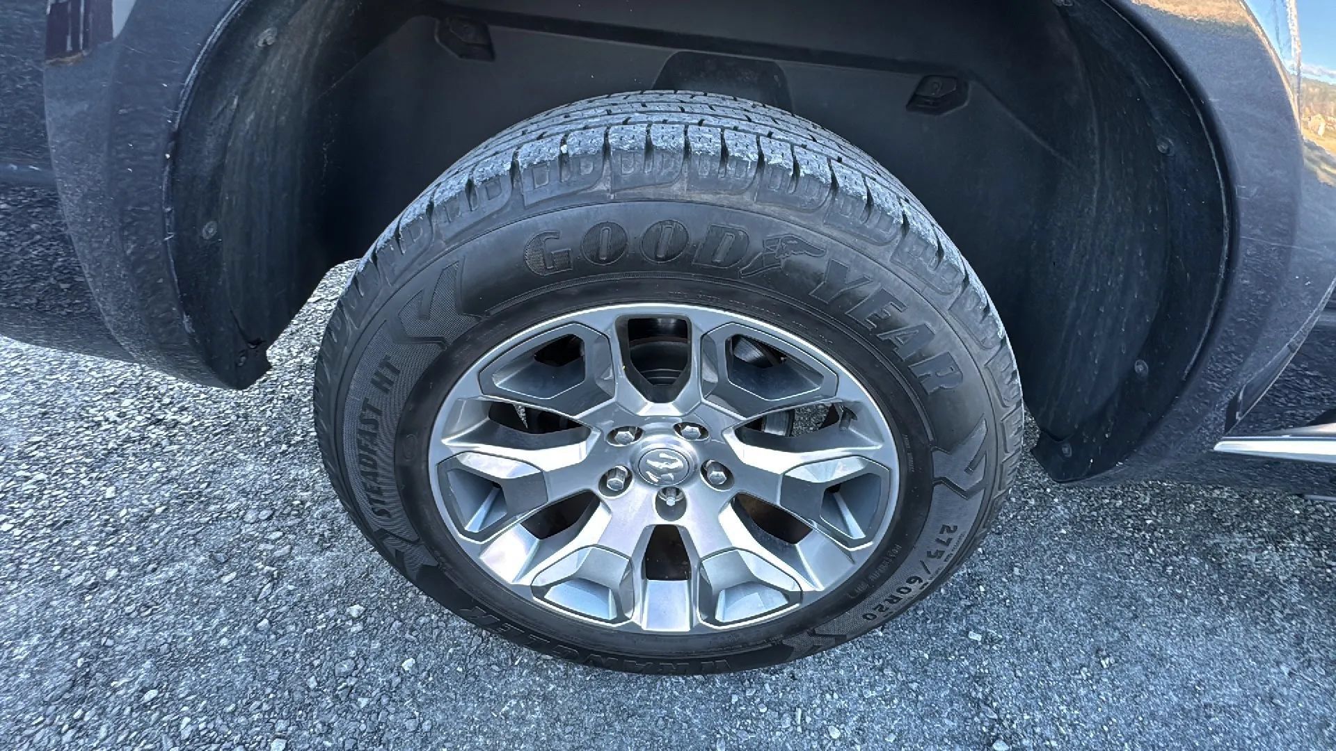 Used 2018 RAM 1500 Limited AWD/4WD image 19