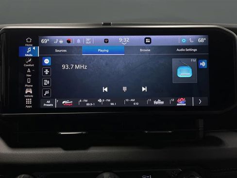 Used 2024 Jeep Wrangler High Altitude image 17