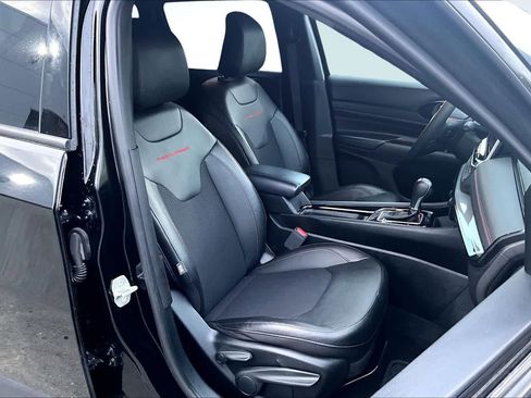 Used 2024 Jeep Compass Trailhawk AWD/4WD image 14