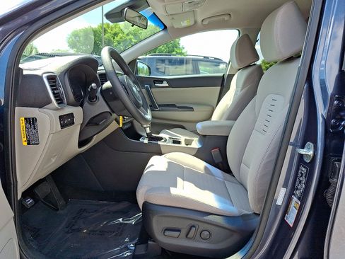 Used 2020 Kia Sportage LX w/ LX Popular Package AWD/4WD image 13