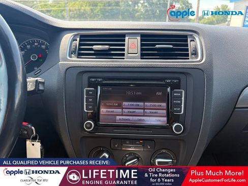 Used 2013 Volkswagen Jetta TDI FWD image 8
