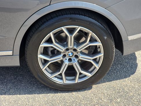 Used 2025 BMW X7 xDrive40i AWD/4WD image 38