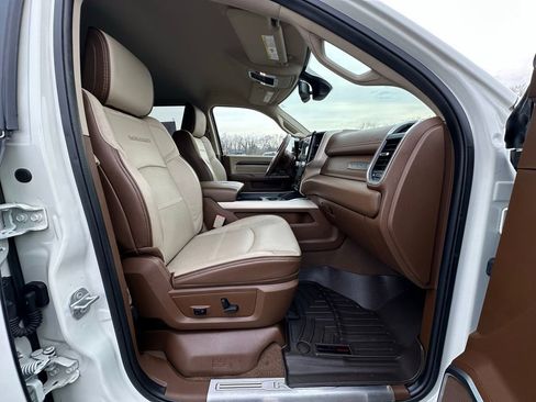 Used 2022 RAM 2500 Laramie image 15