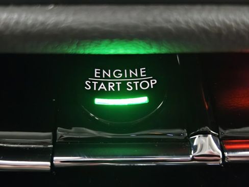 Used 2024 Lincoln Corsair Premiere image 21