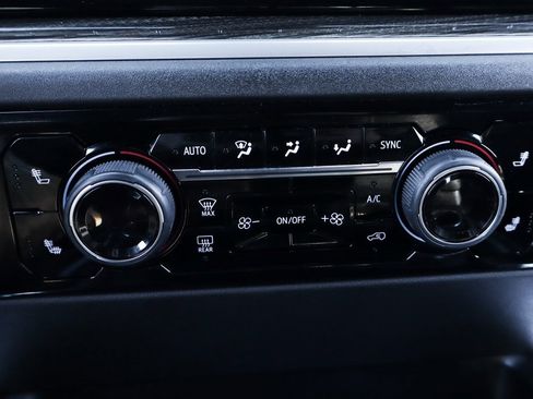 Used 2025 Chevrolet Silverado 2500 LT w/ Trail Boss Package image 33