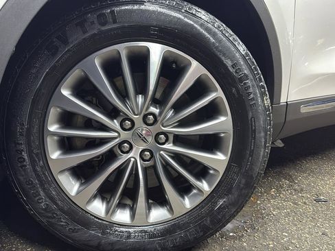 Used 2017 Lincoln MKX Select w/ Select Plus Package image 9