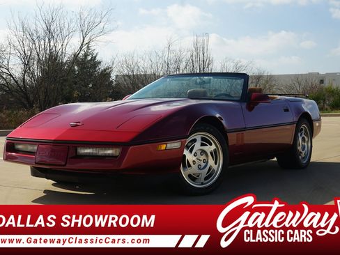 Used 1990 Chevrolet Corvette Convertible image 1