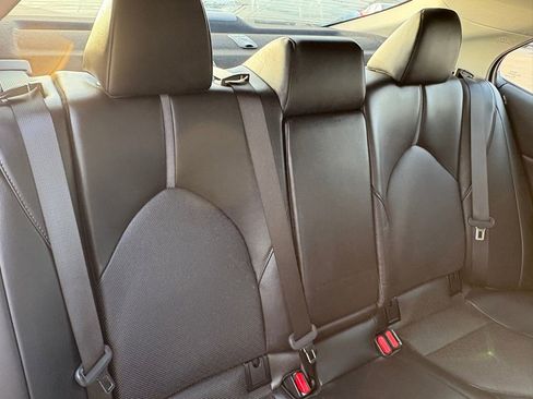 Used 2024 Toyota Camry XLE FWD image 38