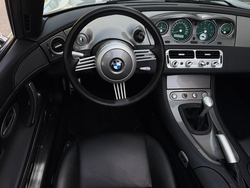 Used 2002 BMW Z8 RWD image 37