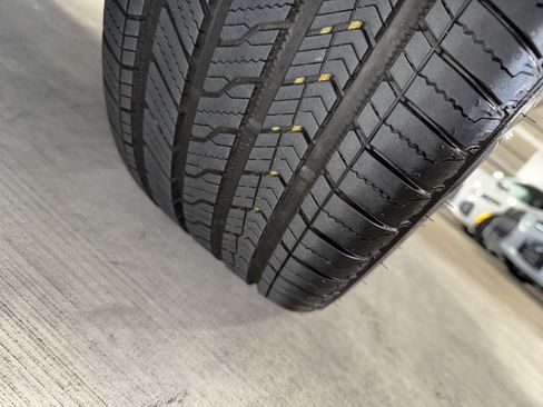 Used 2025 BMW X5 M60i w/ Executive Package image 37