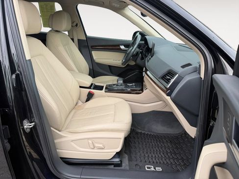 Used 2019 Audi Q5 2.0T Premium Plus w/ Convenience Package AWD/4WD image 15