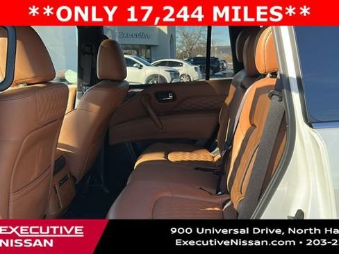 Used 2024 INFINITI QX80 Sensory w/ Cargo Package image 23