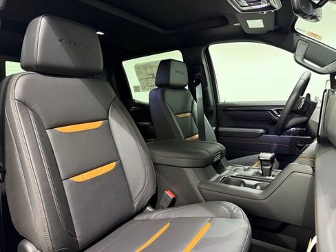 New 2026 GMC Sierra 1500 AT4 w/ AT4 Premium Package image 30