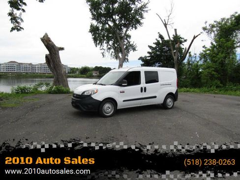 Used 2018 RAM ProMaster City Wagon FWD image 1