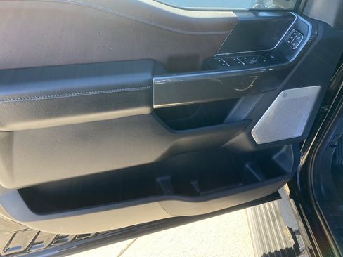 Used 2023 Ford F150 Lariat w/ Equipment Group 502A High image 4