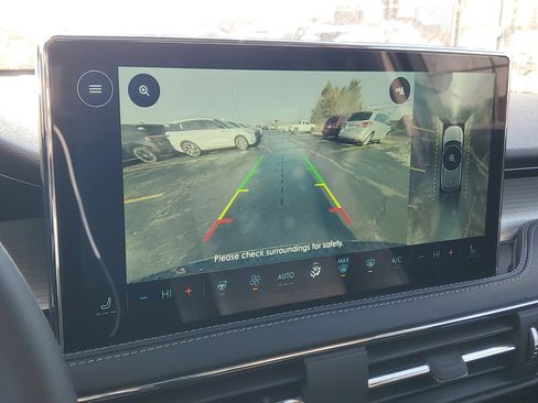 New 2026 Lincoln Corsair Premiere image 21