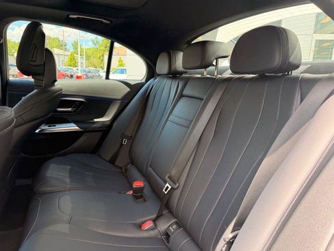 Used 2024 Mercedes-Benz E 350 4MATIC Sedan image 14