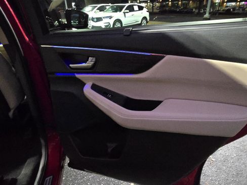 Used 2022 Acura MDX SH-AWD w/ Advance Package image 16