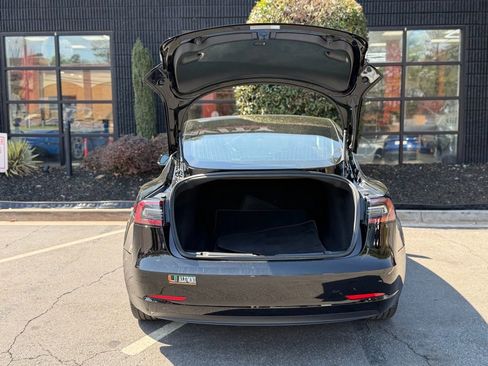 Used 2019 Tesla Model 3 Long Range image 17