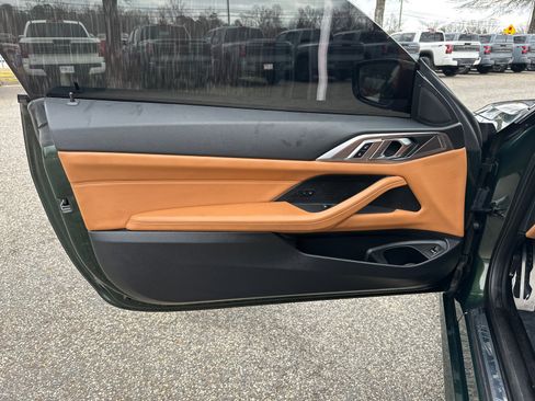 Used 2022 BMW 430i Coupe w/ M Sport Package image 10