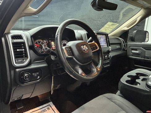 Used 2019 RAM 2500 Big Horn RWD image 18