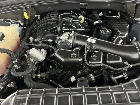 Certified 2024 Jeep Grand Cherokee L Limited w/ Luxury Tech Group II image 36