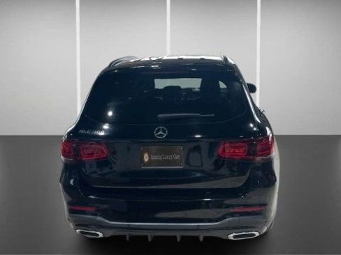 Used 2022 Mercedes-Benz GLC 300 image 9
