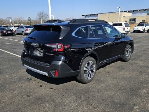Used 2022 Subaru Outback Limited image 4