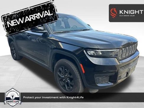 Used 2024 Jeep Grand Cherokee L Laredo image 1