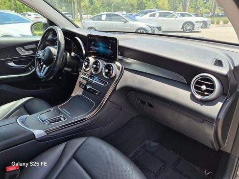 Used 2022 Mercedes-Benz GLC 300 image 20