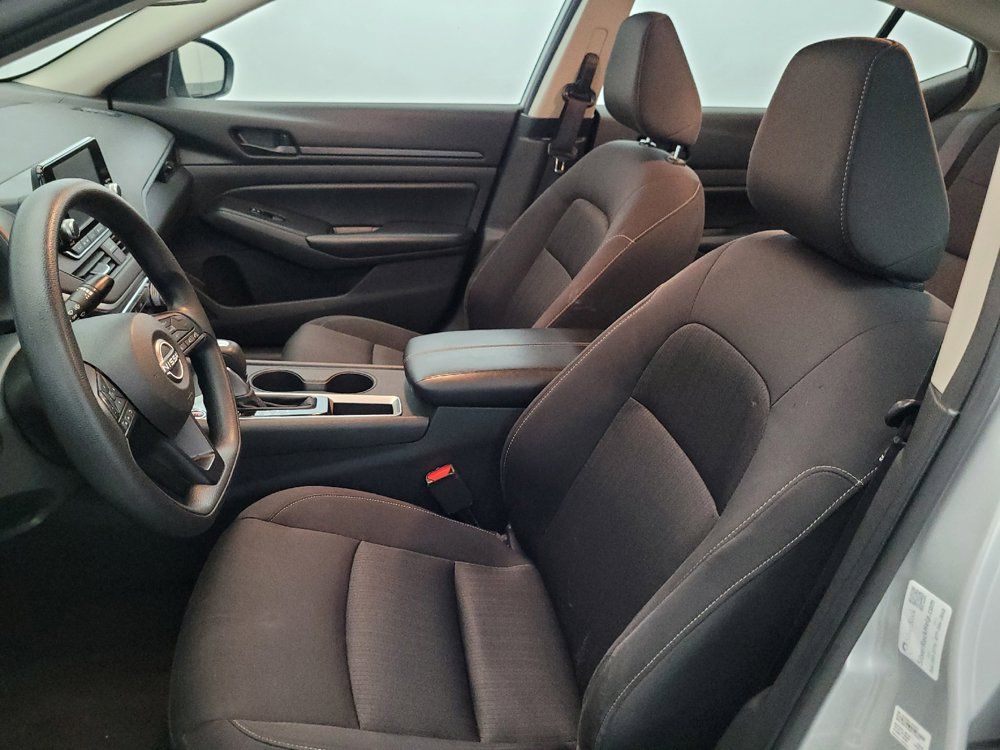 Used 2024 Nissan Altima 2.5 S FWD image 17