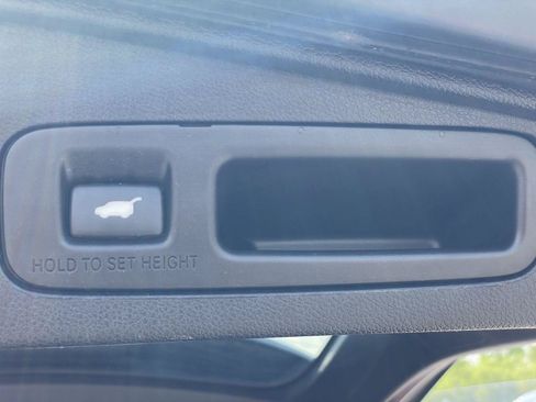 Used 2019 Honda CR-V EX-L image 10