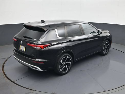 Used 2022 Mitsubishi Outlander SE AWD/4WD image 18