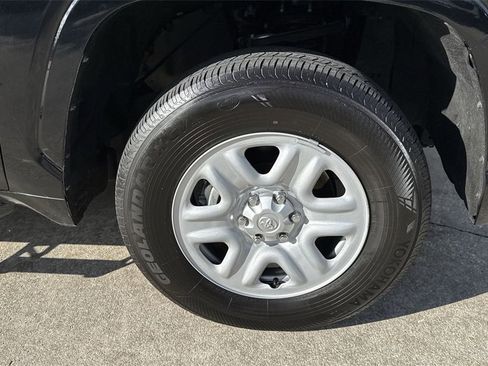 Used 2022 Toyota Tundra SR w/ SR Tow Package image 59