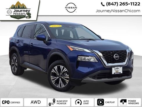 Used 2023 Nissan Rogue SV image 1