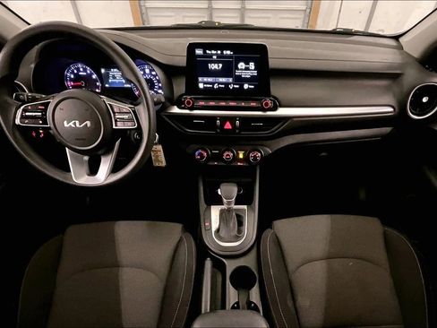 Used 2023 Kia Forte LXS w/ LXS Technology Package image 14