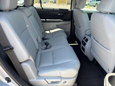 Used 2019 Honda Pilot EX-L image 18