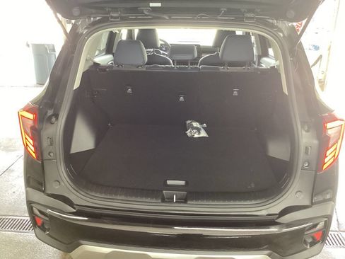 Used 2025 Kia Seltos S AWD/4WD image 10