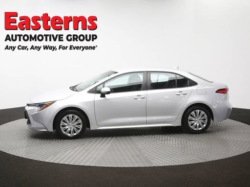 Used 2022 Toyota Corolla LE FWD image 58