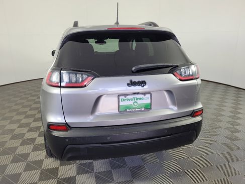 Used 2021 Jeep Cherokee Latitude Plus FWD image 7