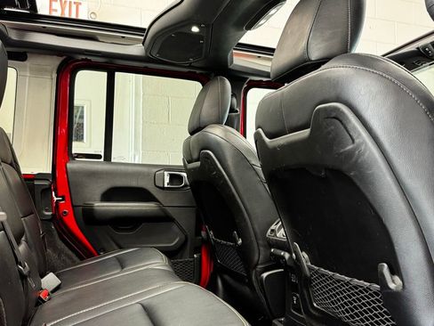 Used 2024 Jeep Wrangler Sahara w/ Technology Group image 6