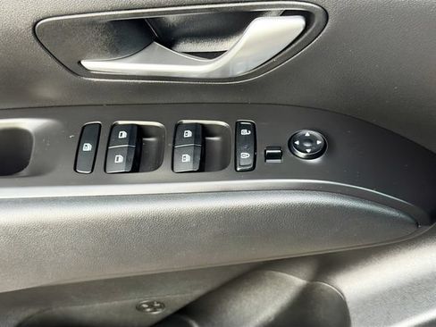Certified 2024 Hyundai Tucson SEL FWD image 17