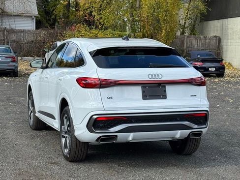 New 2025 Audi Q5 Premium image 6