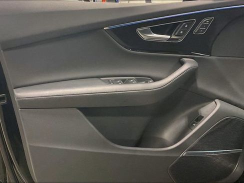 Used 2023 Audi Q7 2.0T Premium Plus w/ Premium Plus Package image 23