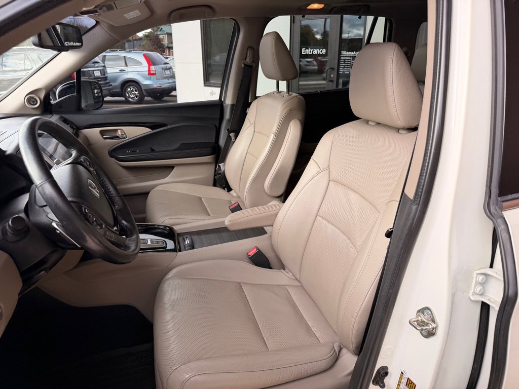 Used 2016 Honda Pilot Elite image 10