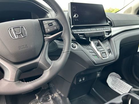 New 2026 Honda Odyssey EX-L image 11