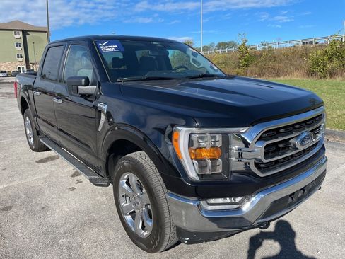 Certified 2022 Ford F150 XLT w/ Equipment Group 302A High image 3