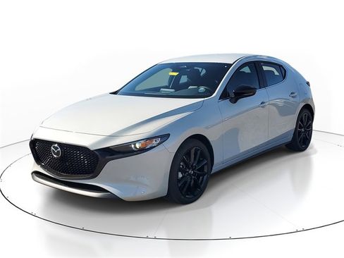 Used 2025 MAZDA MAZDA3 s Sport image 2