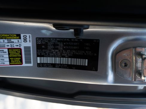 Used 2020 Toyota Sienna L image 45